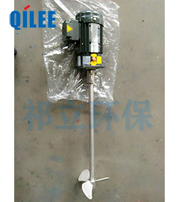 化工涂料小型立式攪拌機(jī) 化工涂料小型立式攪拌機(jī)